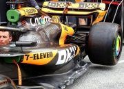 开云APP-关于雷诺车队轻取梅赛德斯，佩雷兹点燃赛场的信息