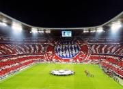 开云足球直播-战术铁壁与致命锋芒，德里赫特持续制造杀伤，卡塔尔稳稳拿下乌拉圭