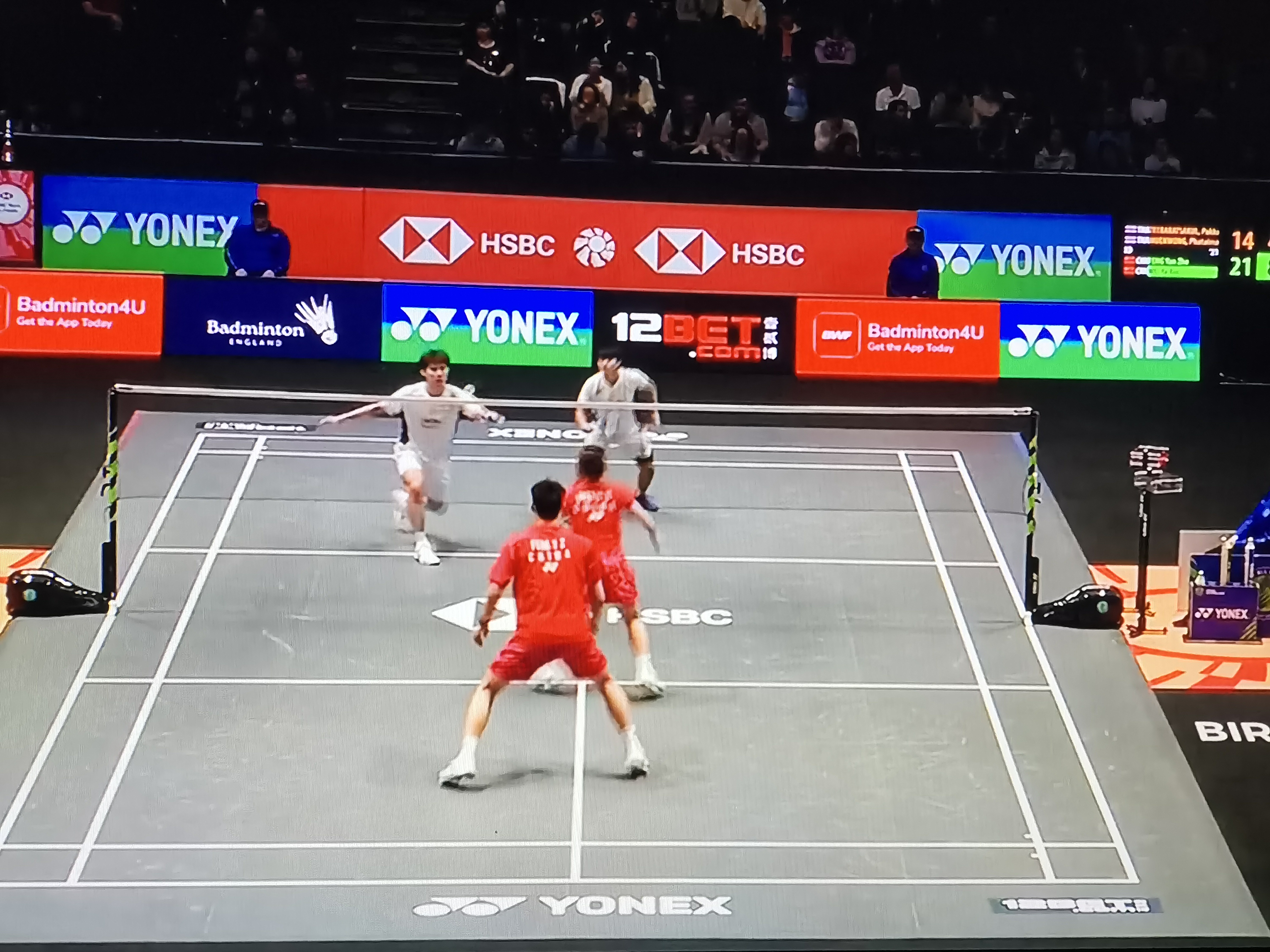 泰国羽毛球队完胜法国羽毛球队，林丹关键制胜的简单介绍