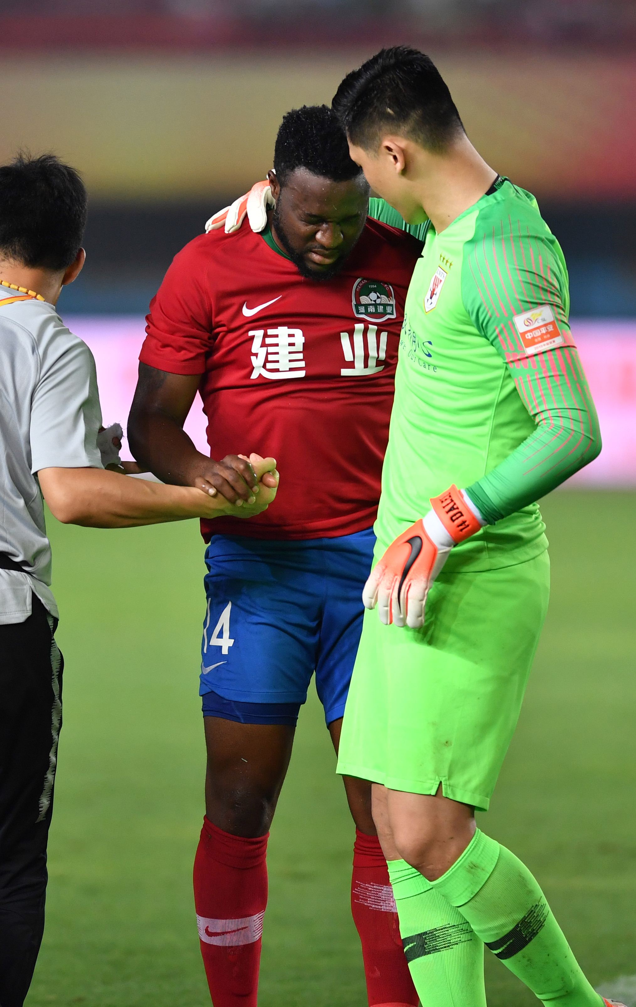 包含河南建业球员复出，助球队取得胜利的词条