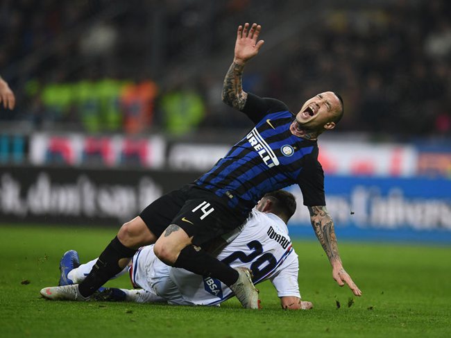 曼茨丹西亚诺抢下制胜球,助球队逆转胜利的简单介绍 曼茨丹西亚诺抢下制胜球,助球队逆转胜利的简单介绍