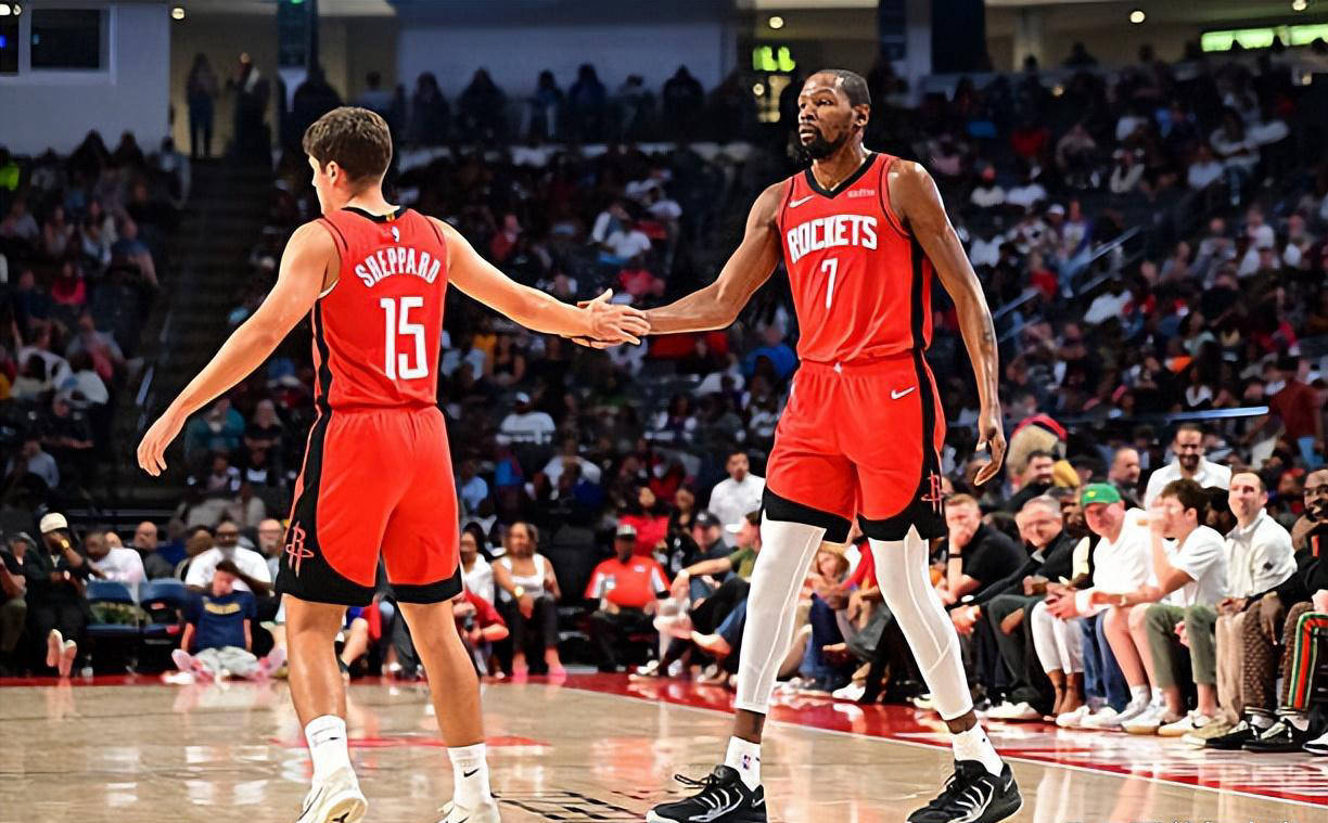 包含猛龙队战绩直线上升,向着总冠军发起冲击的词条 包含猛龙队战绩直线上升,向着总冠军发起冲击的词条