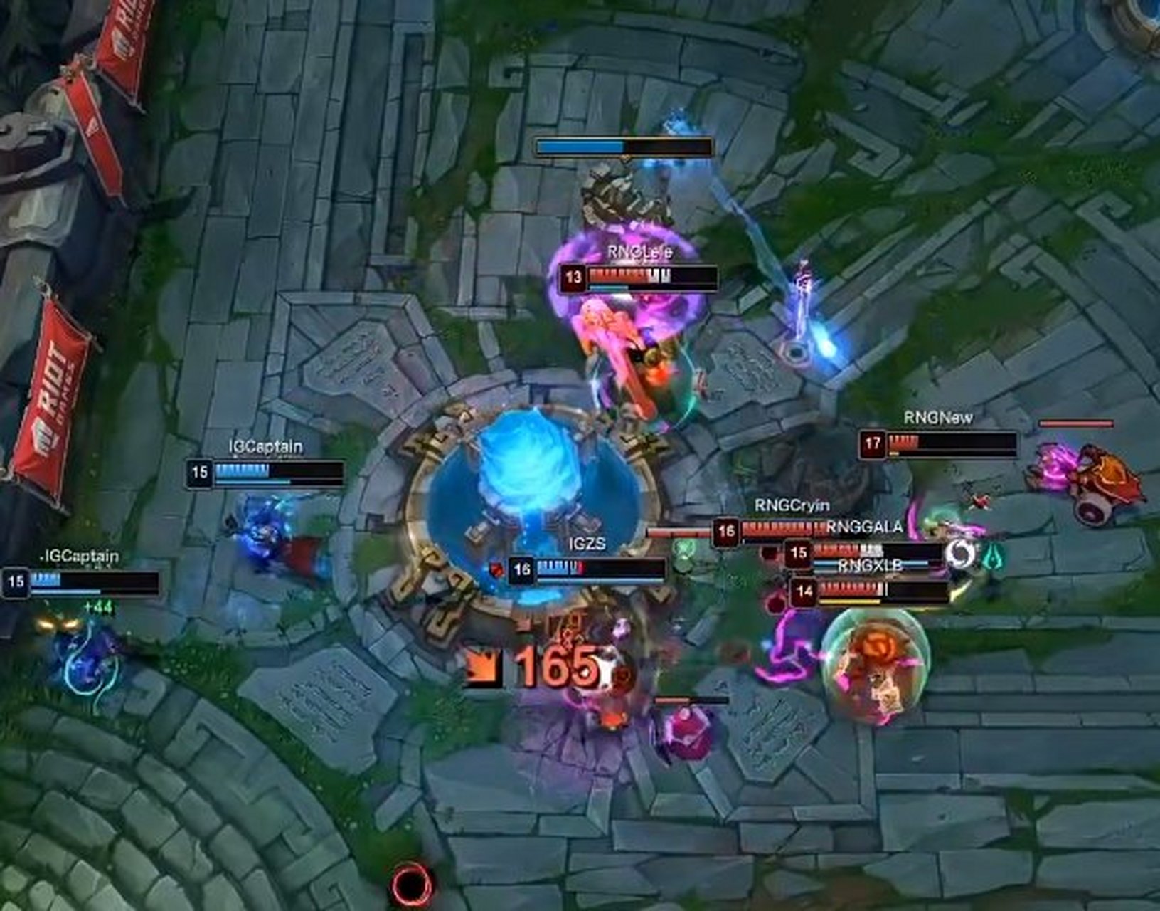 关于存在战队之间的记忆，比赛前景如何的信息