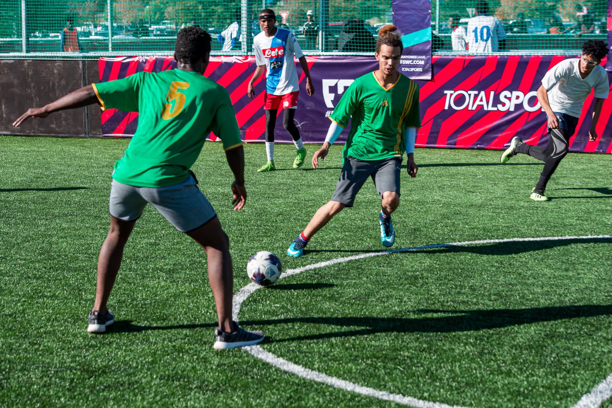 包含南非足球育才计划大升级,根据选手特点合理调配训练课程的词条 包含南非足球育才计划大升级,根据选手特点合理调配训练课程的词条