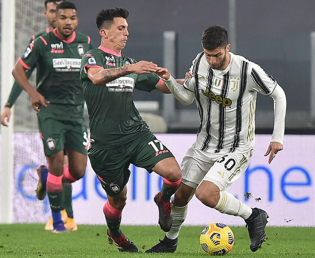 包含尤文图斯主场告捷，继续保持不败纪录的词条