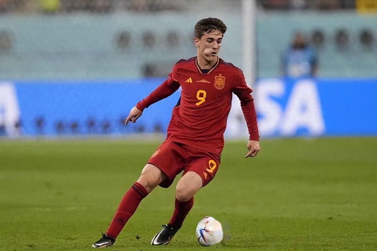 曼联血洗利物浦，加维惊艳世界的简单介绍