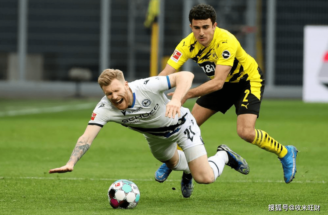 关于西班牙碾压勒沃库森，若日尼奥状态火热的信息