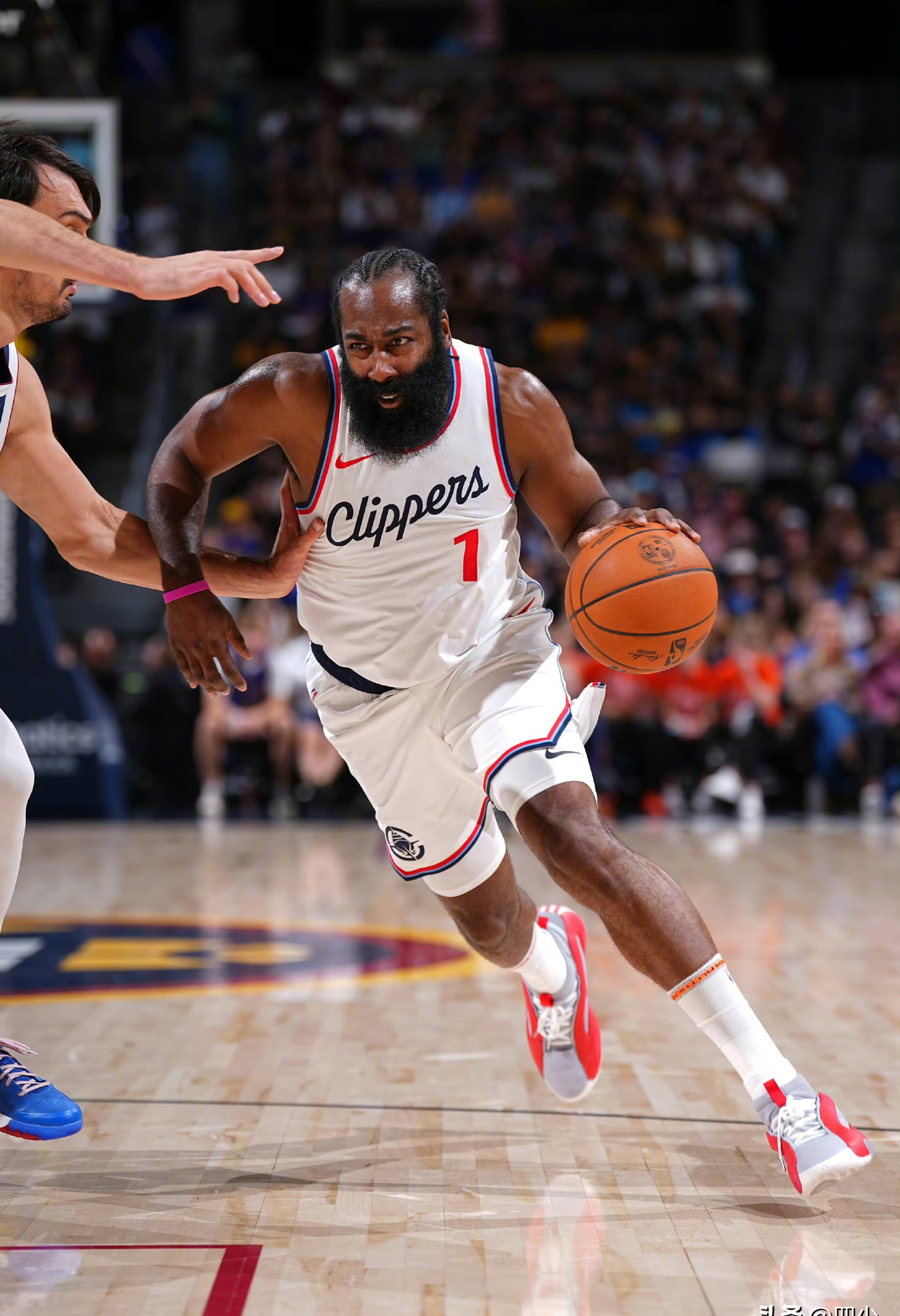 包含步行者横扫独行侠，哈登扛起全队的词条