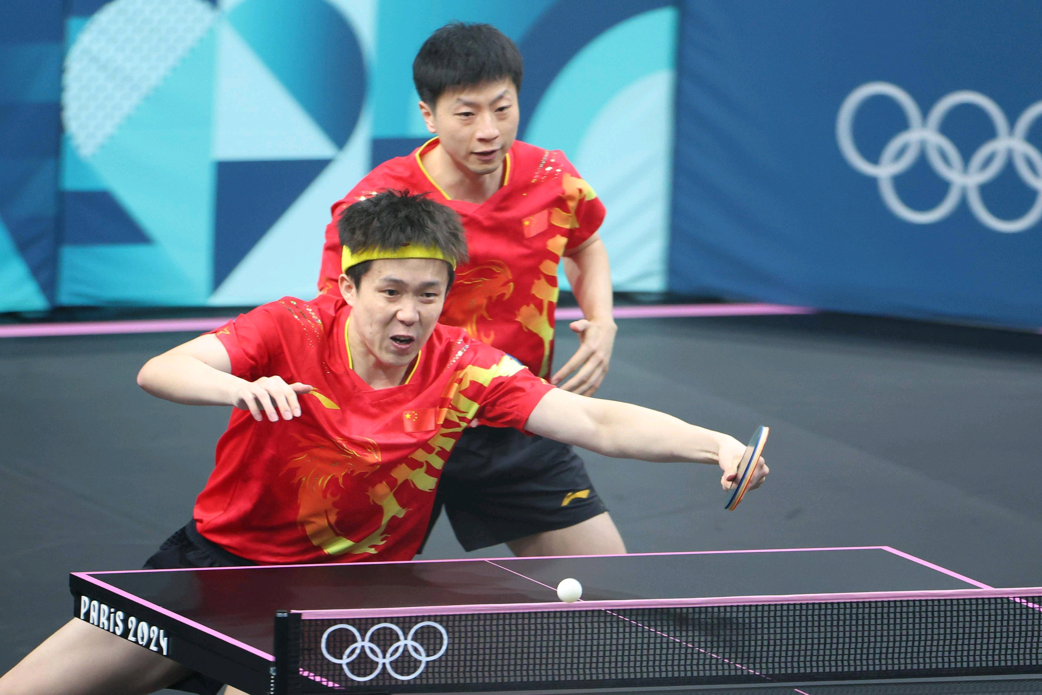 法国队完胜日本队，樊振东扛起全队