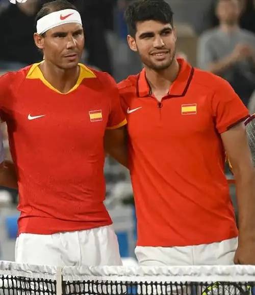 法网鏖战蒙特卡洛大师赛，纳达尔带队取胜