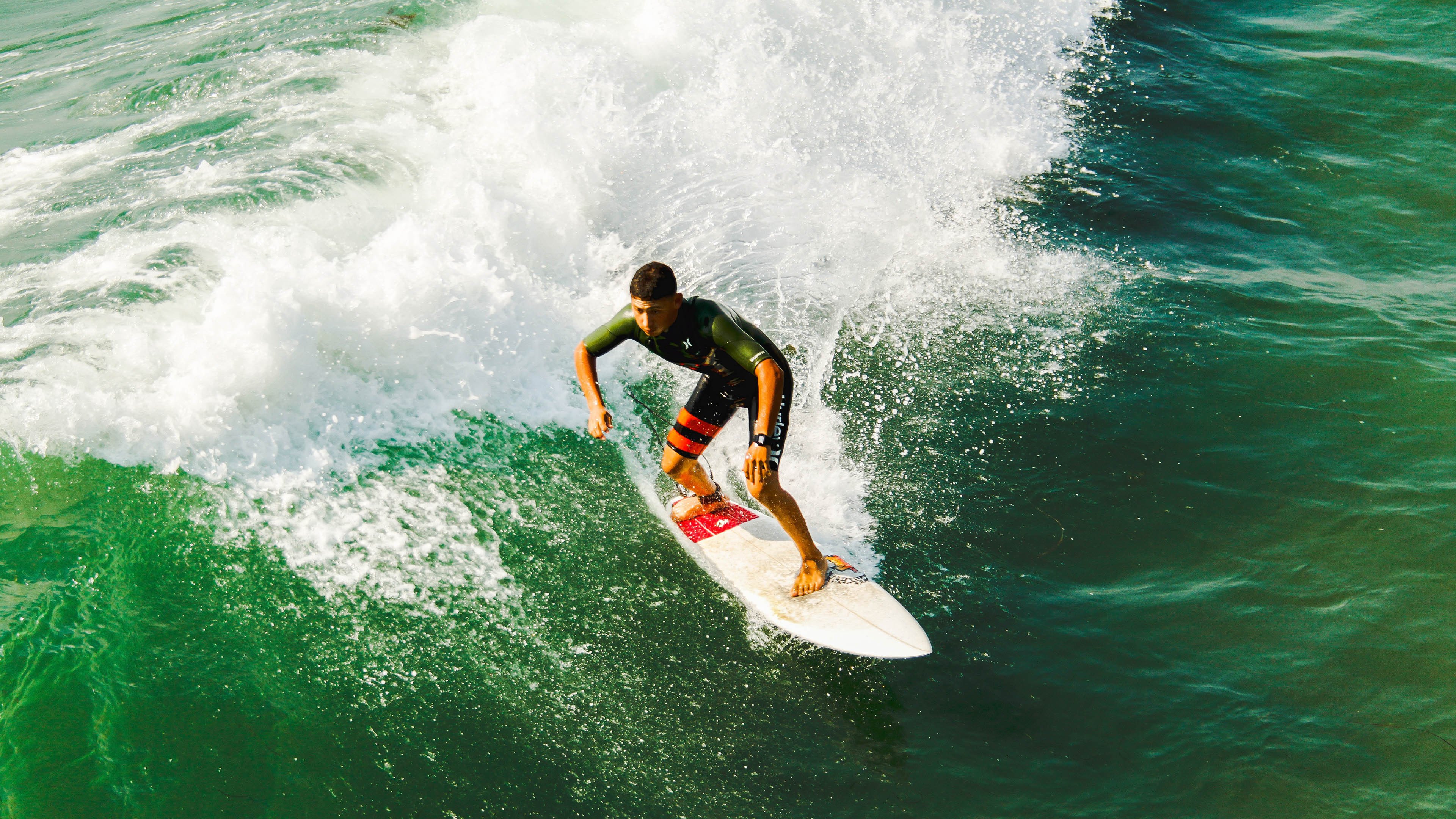 拉亚存在感拉满,西班牙全面压制喀麦隆,一场战术与意志的完胜